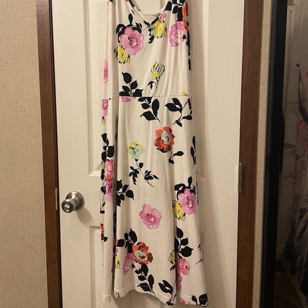 Apt. 9, XL, white floral dress, attached belt, with pockets